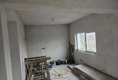 Casă cu 4 camere în Central - 6