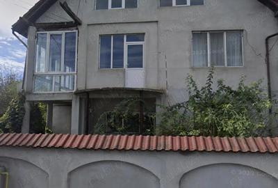 Casă cu 6 camere în Dej - 7