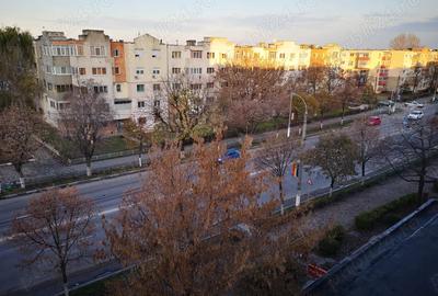 Apartament cu 3 camere decomandat în Central - 9
