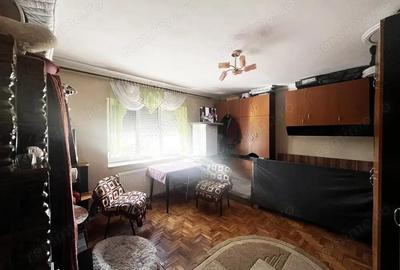 CASA cu 5 camere si garaj - Calea Clujului - IMOBIOHOR - 5
