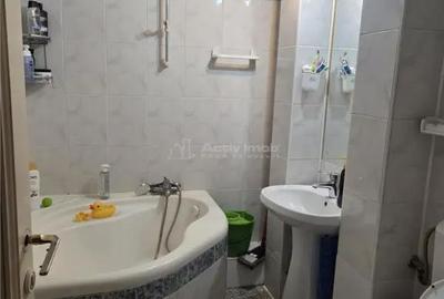Apartament cu 2 camere decomandat în Micălaca - 3