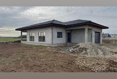 Casă cu 3 camere în Central - 3