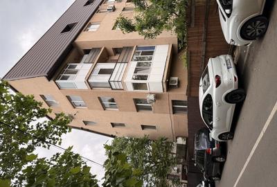 Apartament cu 2 camere decomandat în Prelungirea Ferentari - 4
