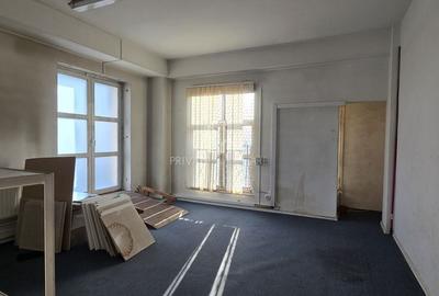 Spațiu comercial, de 1,432 mp, în Central - 2