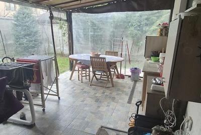 Casă cu 7 camere cu Teren 250 Mp în Central