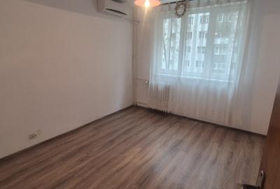 Apartament cu 4 camere decomandat în Drumul Taberei - 8