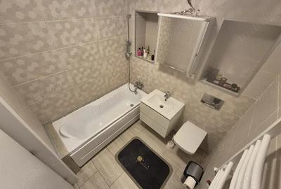 Apartament cu 3 camere decomandat în 13 Septembrie - 1