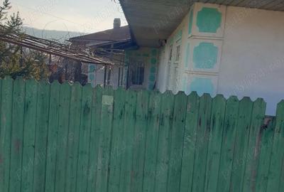 Casă cu 4 camere în Grivița - 2