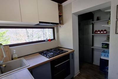 Casă cu 4 camere cu Teren 300 Mp în Tulnici - 2