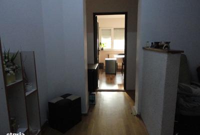 Apartament cu 3 camere decomandat în Central - 13