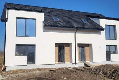 Duplex de vanzare - Velvet Hills - 110 mp - cartier privat