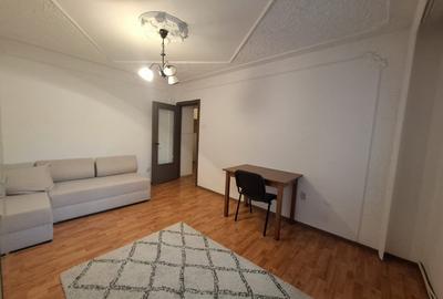 INCHIRIERE-APARTAMENT 3 CAMERE-DECOMANDAT-CENTRU - 2