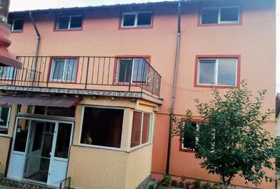 Casă cu Teren 700 Mp în Central - 4