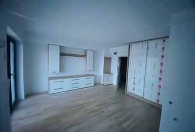 Garsoniera Kaufland  plus loc de parcare - 2