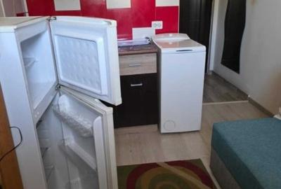 Garsonieră decomandată, mobilată în UTA - 5