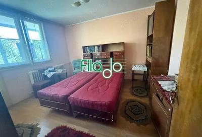 Apartament 4 camere Metrou 1 Decembrie 1918 Apartament 4 camere Metrou 1 Decembrie 1918 - 4