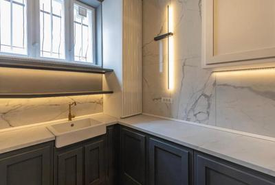 Apartament de inchiriat | Birou | Spatiu comercial | 4 camere + spatii auxiliare - 12