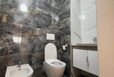 Apartament cu 2 camere decomandat în Astra