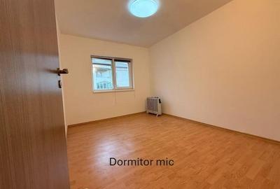 3 cam Lipovei etaj 3 - 7