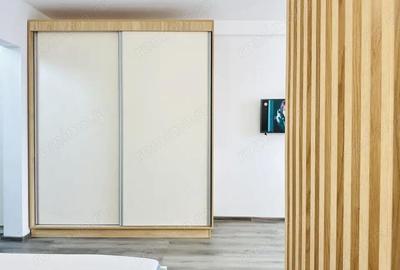 Prima inchiriere - Studio modern, vedere superba spre oras | Com 0% - 10