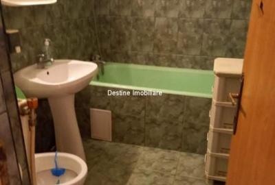 Apartament 4 camere, Hunedoara, bloc 1990 - 4