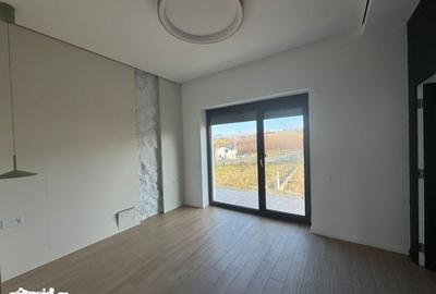 Casă cu 5 camere cu Teren 400 Mp în Spitalul Județean - 5