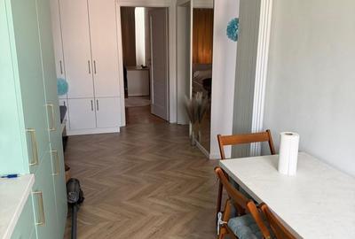 Apartament cu 3 camere decomandat în Central - 8