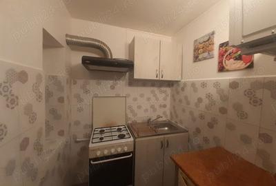 Garsonieră decomandată în Aradului - 1