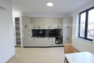 Apartament de 3 camere, ultracentral, Bulevardul Republicii - 2