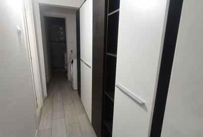 Apartament cu 3 camere semidecomandat în Central - 4