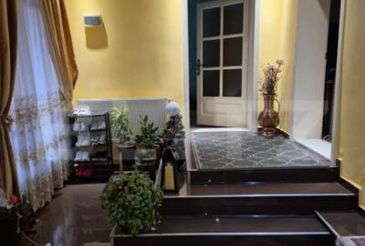 Casă cu 7 camere cu Teren 600 Mp în Chețani - 9