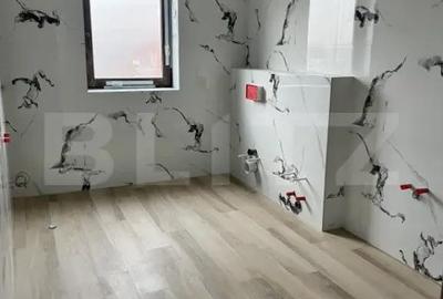 Casă cu 7 camere cu Teren 984 Mp în Central - 9