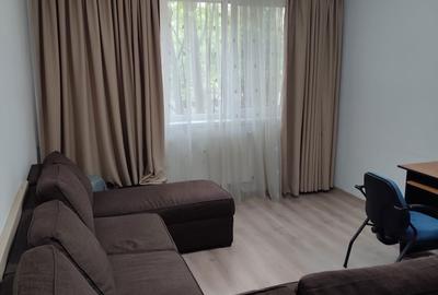 Apartament cu 2 camere decomandat în Berceni