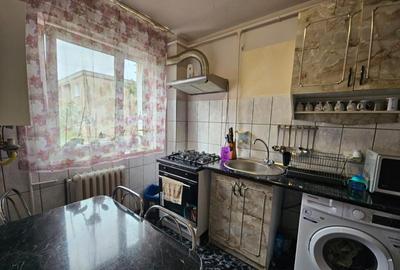 Apartament 2 camere, decomandat