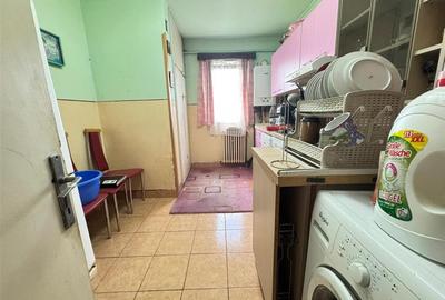 Apartament cu 3 camere decomandat, mobilat în Hipodrom 4 - 10