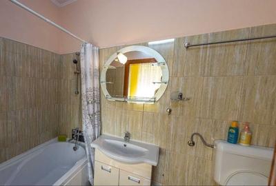 Spacious and elegant house with 5 rooms, 260 m2, Satu Mare - 7