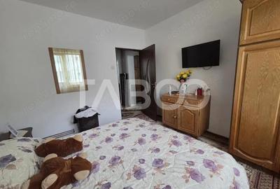 Apartament cu 3 camere semidecomandat în Central - 6