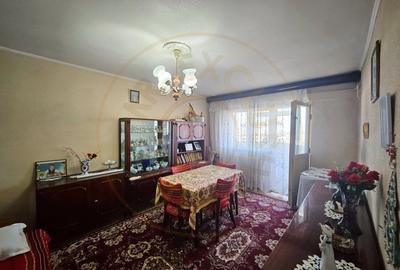 Apartament cu 3 camere decomandat, mobilat în Ultracentral