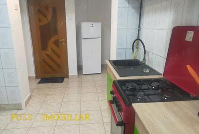 Apartament cu 3 camere semidecomandat în Tomis Nord - 1