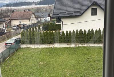 Casă cu 8 camere cu Teren 400 Mp în Central - 2