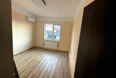Spatiu comercial / birou de inchiriat – 3 camere | 71 mp | Parcare | 6' metrou - 3