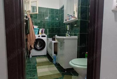 Apartament cu 2 camere semidecomandat în Pajura