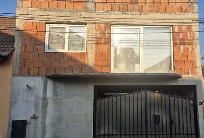 Casă cu 2 camere în Lotus