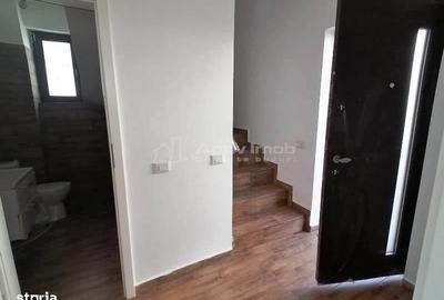 Casă cu 4 camere cu Teren 300 Mp în Prelungirea Ghencea - 9