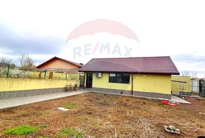 Doua case pentru doua familii in aceeasi curte - Baraitaru, Prahova - 2