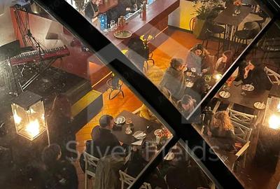 Se vinde Bar-Restaurant la cheie | Piata Unirii - 15