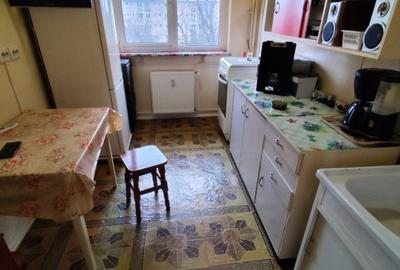 APARTAMENT 3 CAMERE-TRAFIC GREU-ELECTROMAGNETICA-2 BAI-REABILITAT - 1