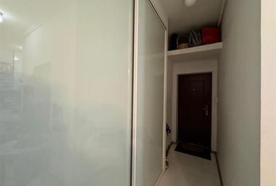3 camere |  Calea Victoriei-Piata Amzei | centrala proprie| mobilat si utilat| F - 24