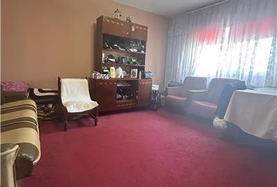 Apartament 3 camere, decomandat, Navodari - 3