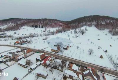 Casă cu 4 camere cu Teren 2000 Mp în Bratca - 5